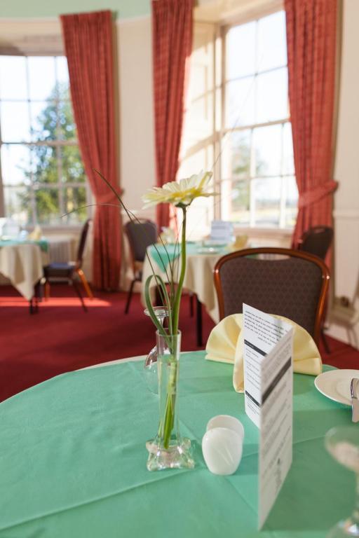 Woodland House Hotel Dumfries Eksteriør billede